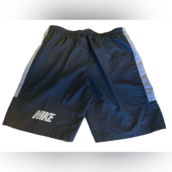 Men’s Nike Lined Swim Trunks Board Shorts Gray And Black Size Large - Picture 4 of 6